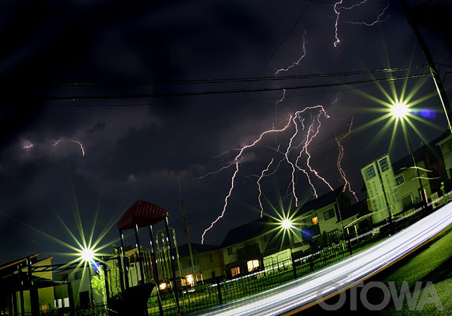 The 14th 雷写真コンテスト受賞作品 Fine Work -Lightning on a summer day-