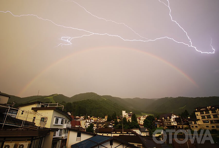 The 5th 雷写真コンテスト受賞作品 Excellent Work -THUNDER AND A RAINBOW COMPETE-